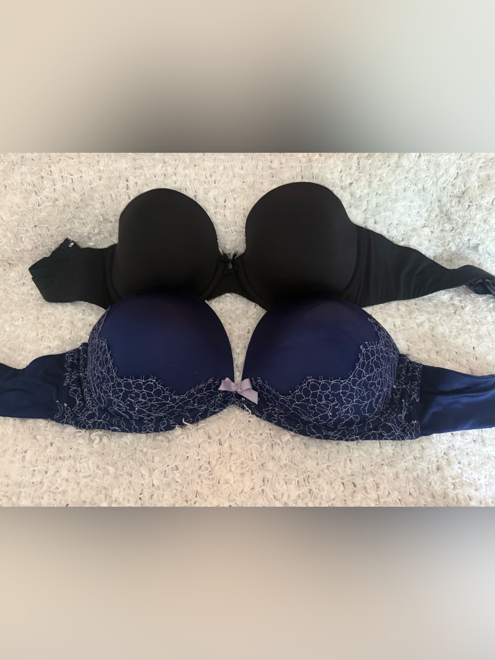 Victoria's Secret Strapless 32D Bundle Black Bra and Navy Lace Trim Bra Set